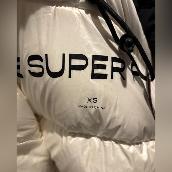 Aritzia Super Puff Shorty Cushcord - Picture 6 of 7